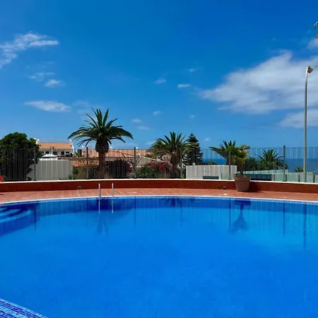 Atlantic View Terrace Apartment *